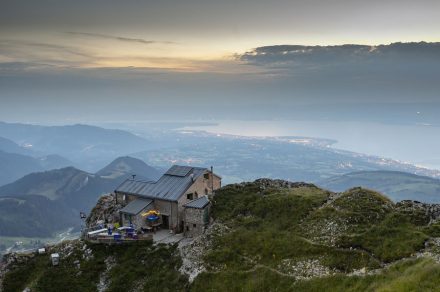 Dent d'Oche Refuge