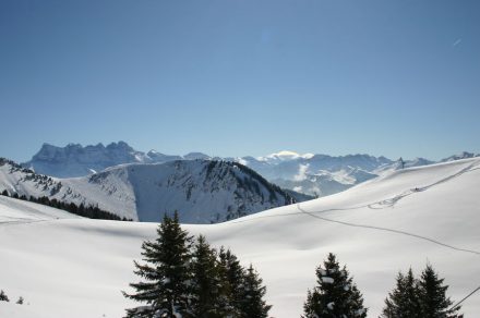 Snowshoeing itinerary: Col du Saix